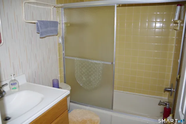 $579,900 | 11 Olympic Drive, Danbury, CT 06810