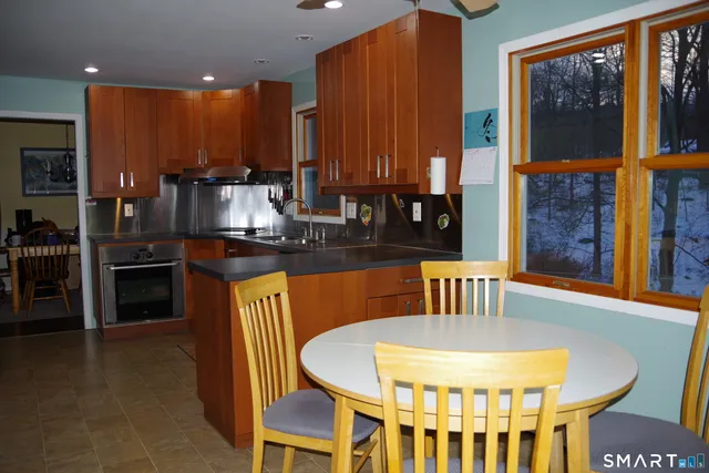 $579,900 | 11 Olympic Drive, Danbury, CT 06810