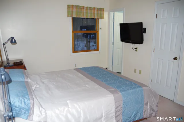 $579,900 | 11 Olympic Drive, Danbury, CT 06810