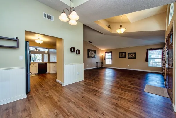 $419,000 | 1304 Gangplank Drive, Valrico, FL 33594