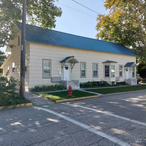$499,000 | 201 West 1st Street, Emmett, ID 83617