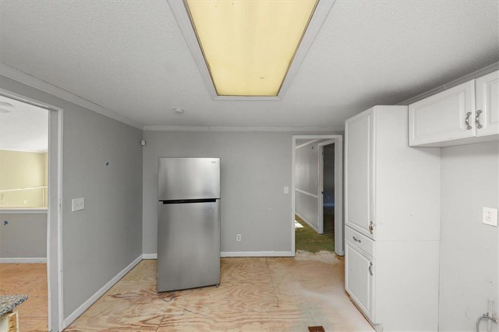 2415 Hi Roc Road Northeast Conyers, GA 30012 - Photo 11 of 29