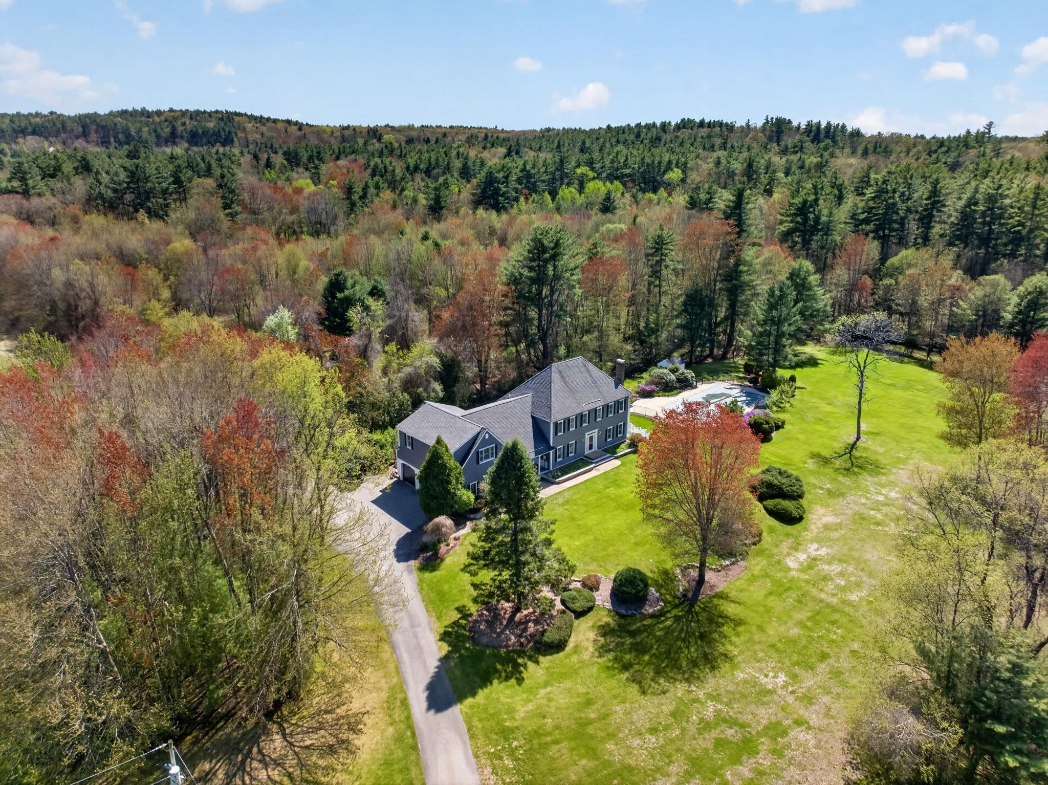 187 Back River Road Bedford, NH 03110 - Photo 2 of 60