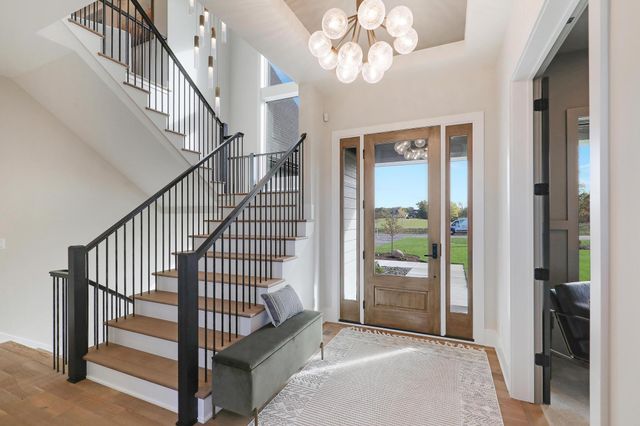 $2,100,000 | 3695 William Way, Independence, MN 55359