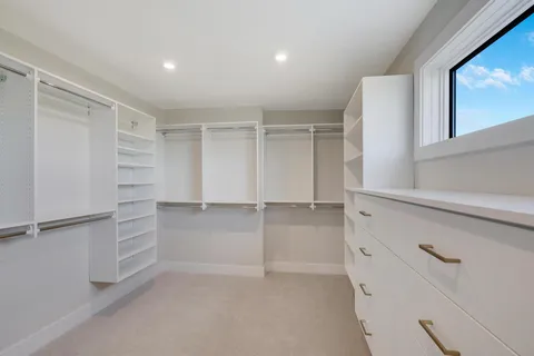 $2,100,000 | 3695 William Way, Independence, MN 55359