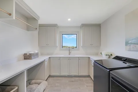 $2,100,000 | 3695 William Way, Independence, MN 55359