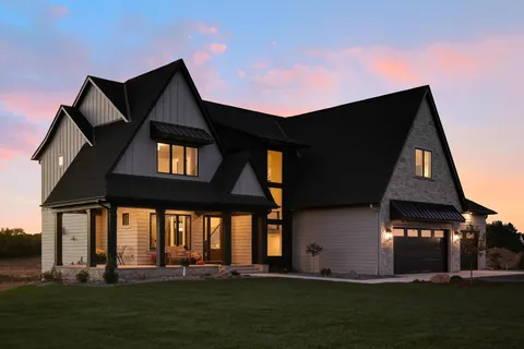 $2,100,000 | 3695 William Way, Independence, MN 55359