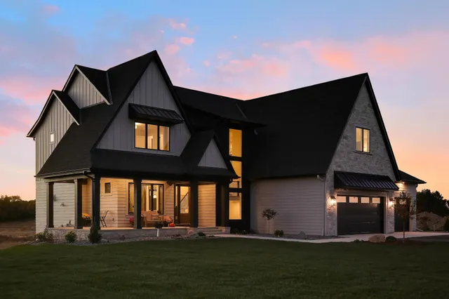 $2,100,000 | 3695 William Way, Independence, MN 55359