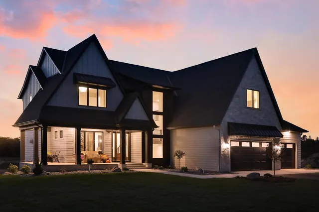 $2,100,000 | 3695 William Way, Independence, MN 55359