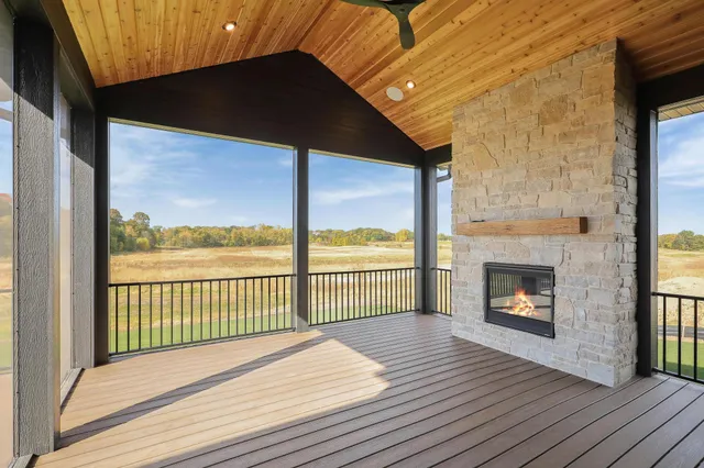 $2,100,000 | 3695 William Way, Independence, MN 55359