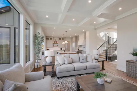 $2,100,000 | 3695 William Way, Independence, MN 55359