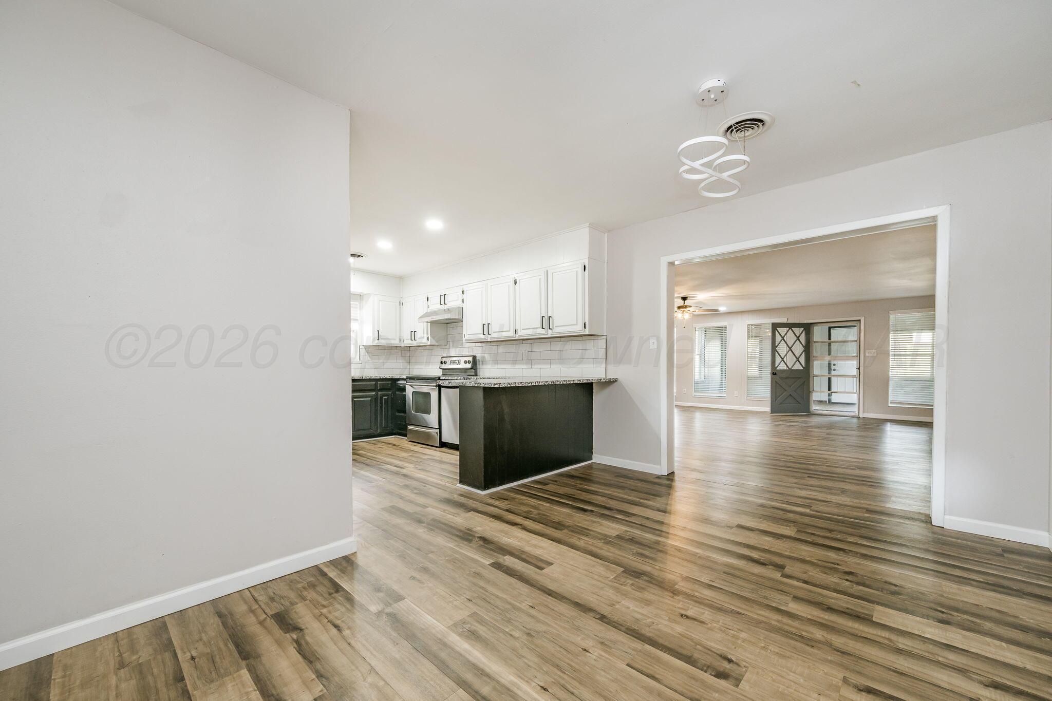 4302 Summit Circle Amarillo, TX 79109 - Photo 5 of 21 4302 Summit Cir 08