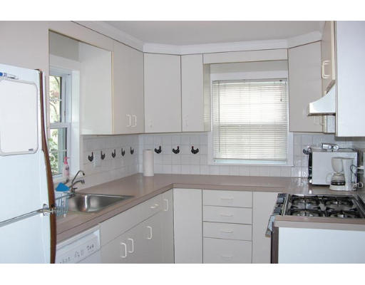 200 Russett Road Brookline, MA 02467 - Photo 7 of 7 Gallery Image 7