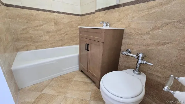 $315,000 | 175-20 Wexford Terrace, Unit 3S | Jamaica Estates