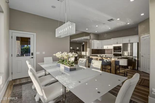 $1,150,000 | 18422 North 14th Street, Phoenix, AZ 85022