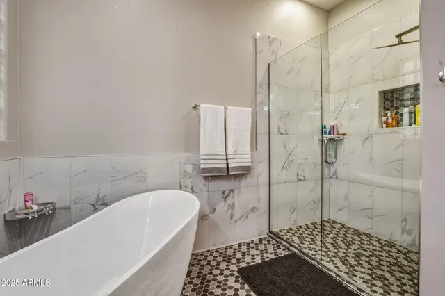 $1,150,000 | 18422 North 14th Street, Phoenix, AZ 85022