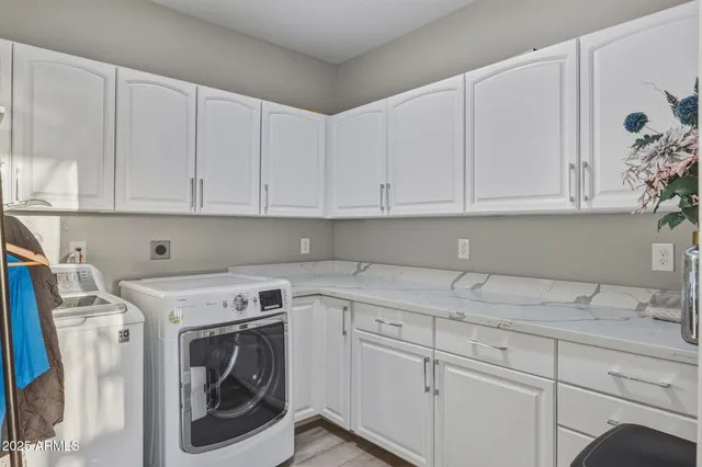 $1,150,000 | 18422 North 14th Street, Phoenix, AZ 85022