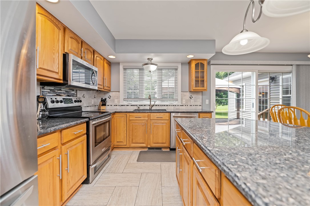 203 Torrey Pine Drive Greece, NY 14612 - Photo 25 of 48