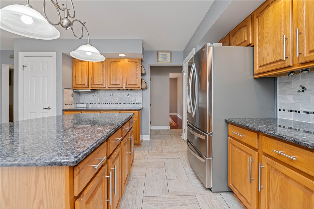 203 Torrey Pine Drive Greece, NY 14612 - Photo 8 of 48