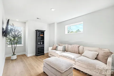 $495,000 | 2007 Statesville Avenue, Charlotte, NC 28206