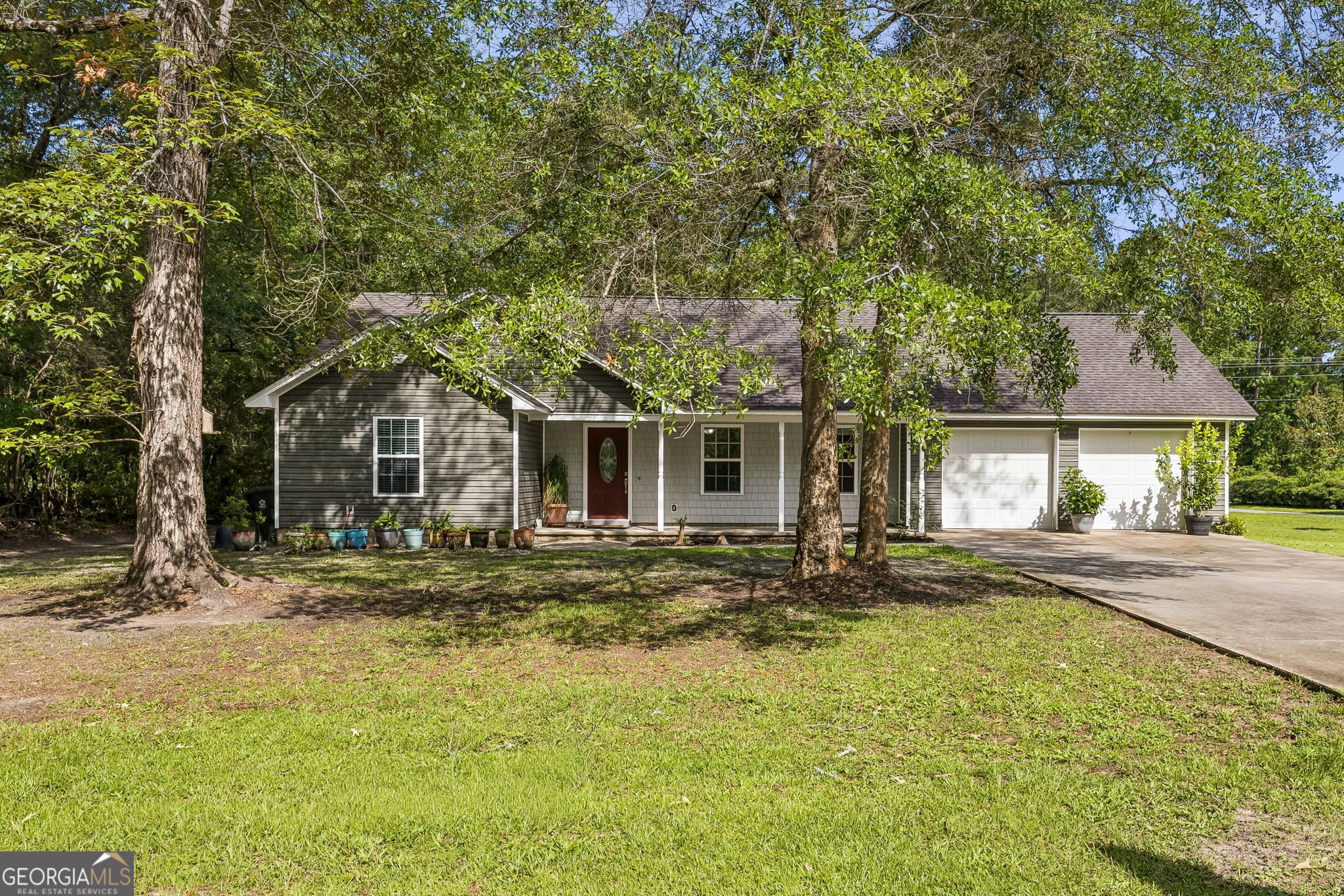 16 Collett Court Brunswick, GA 31523 - Photo 2 of 27