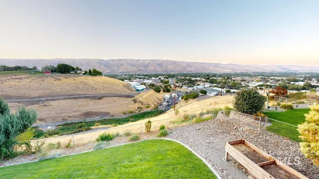 $615,000 | 1724 Ridgeview Drive, Clarkston, WA 99403