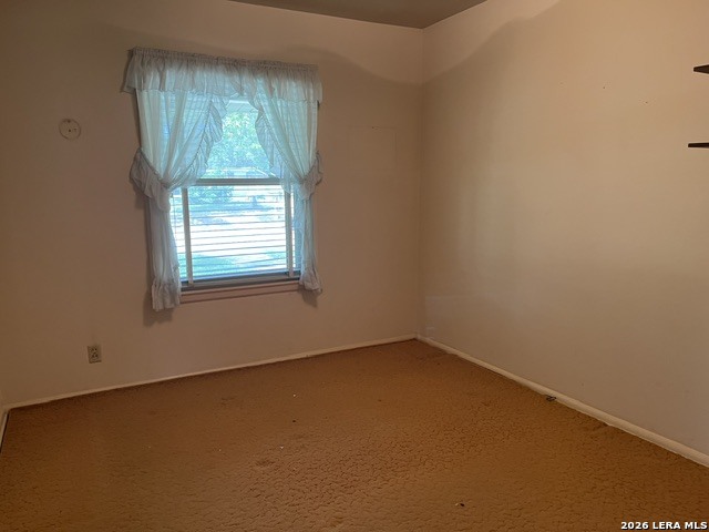 708 Sutton Street Pleasanton, TX 78064 - Photo 12 of 18