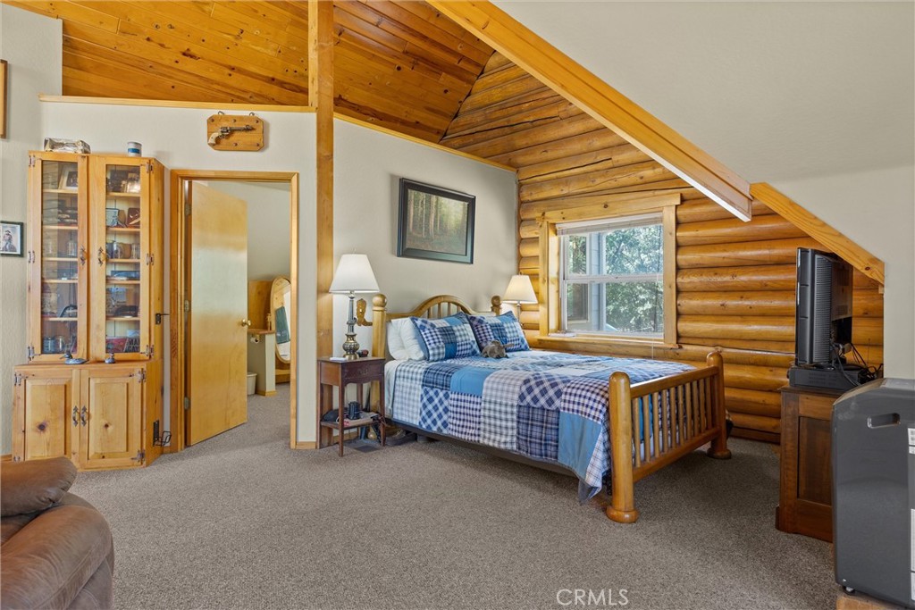 4592 Wendlis Road Forest Ranch, CA 95942 - Photo 22 of 62 Master bedroom