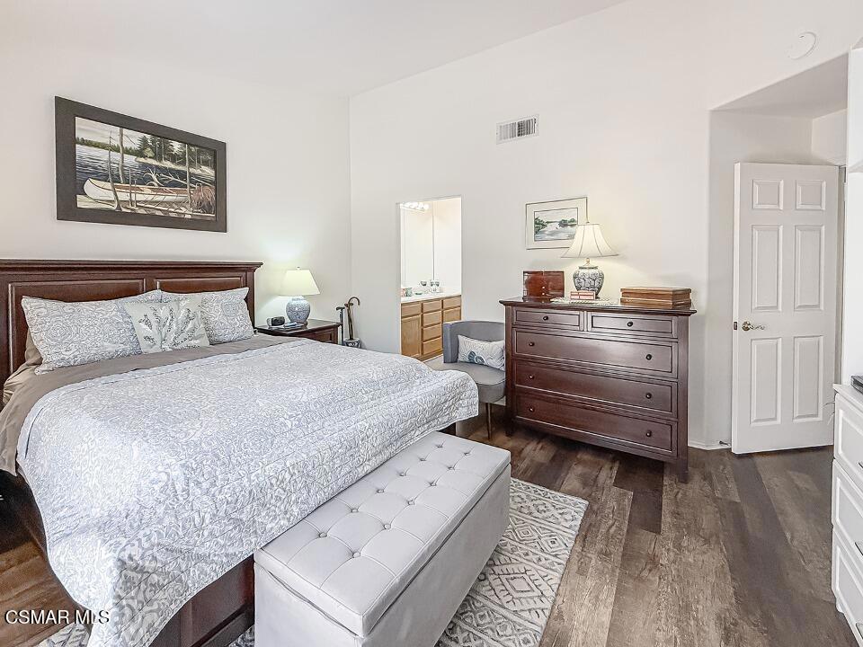 2037 Freesia Avenue Simi Valley, CA 93063 - Photo 18 of 36