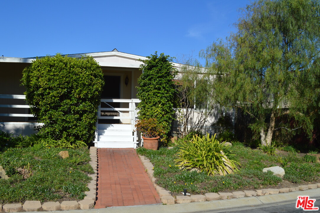 29500 Heathercliff Road, Unit 81 Malibu, CA 90265 - Photo 11 of 15