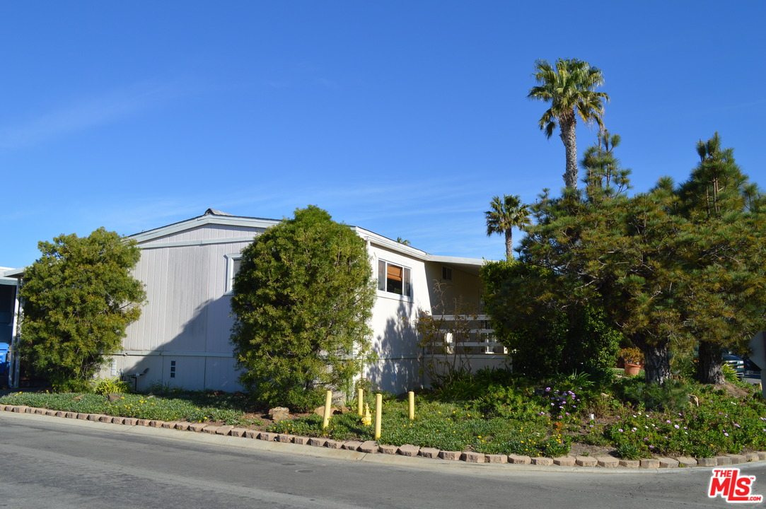 29500 Heathercliff Road, Unit 81 Malibu, CA 90265 - Photo 15 of 15