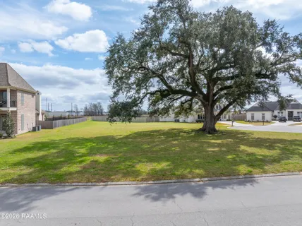 $175,000 | 100 Fallow Lane, Broussard, LA 70518