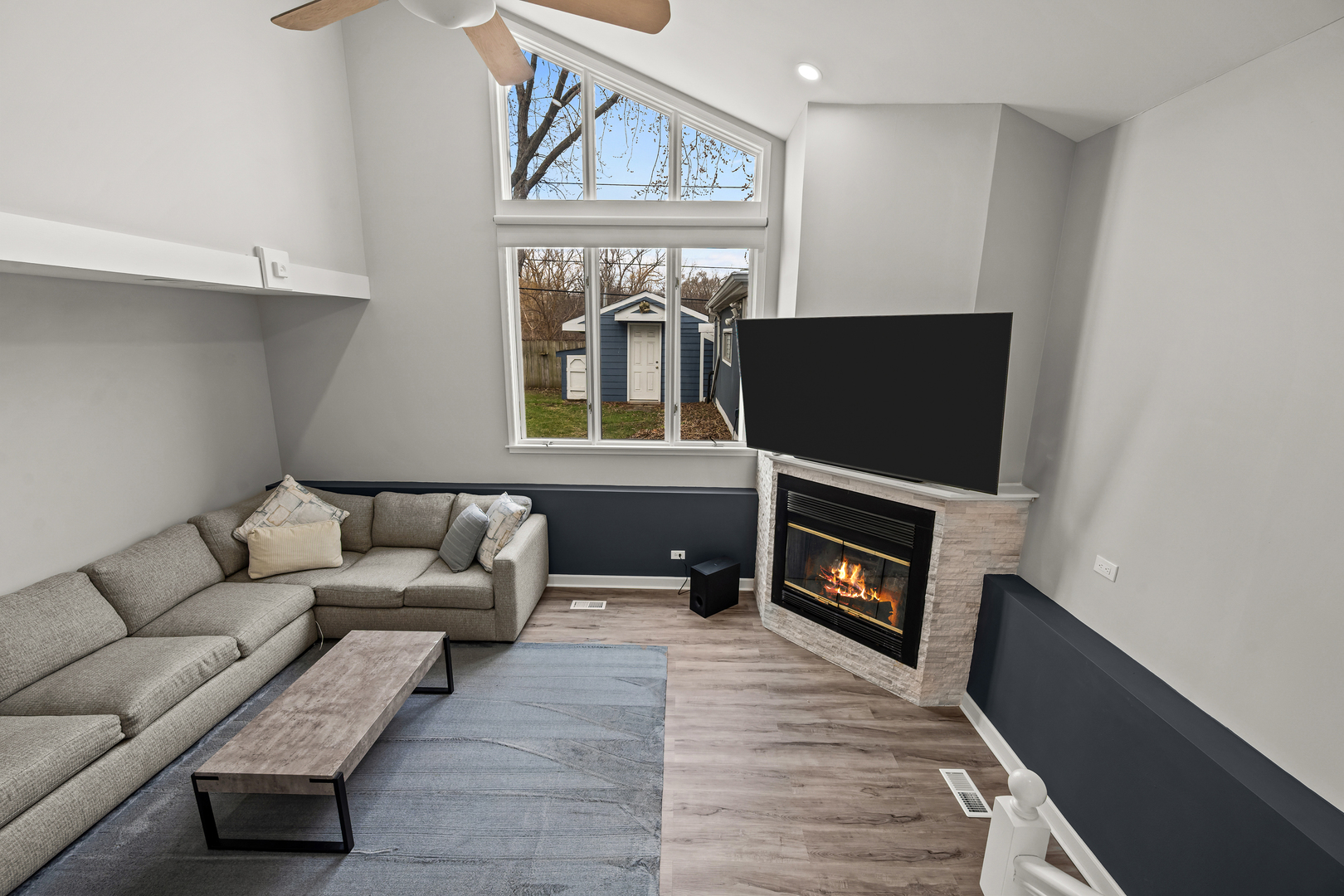 890 Meadow Road Northbrook, IL 60062 - Photo 11 of 32