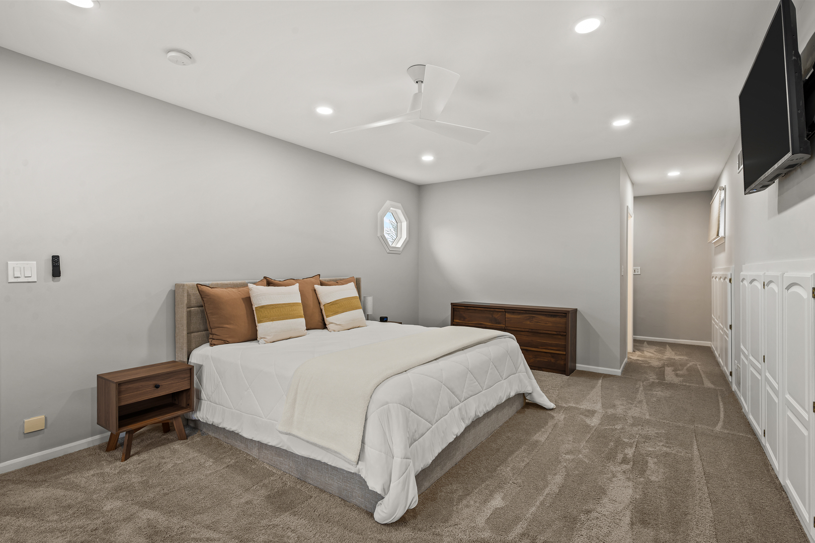 890 Meadow Road Northbrook, IL 60062 - Photo 16 of 32