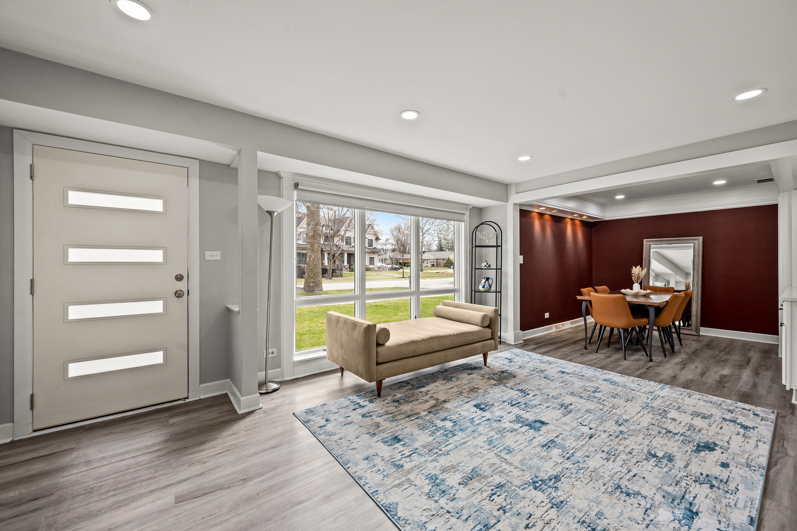 890 Meadow Road Northbrook, IL 60062 - Photo 3 of 32