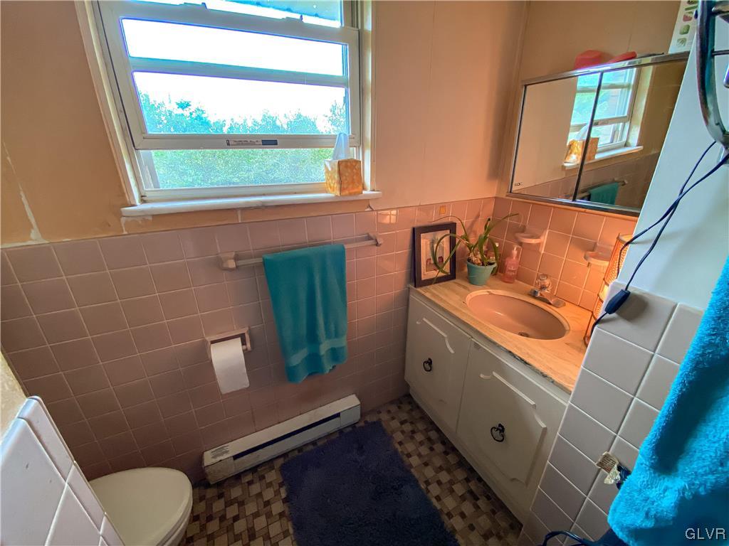 3567 Church Road Northampton, PA 18067 - Photo 9 of 18 Gallery Image 9