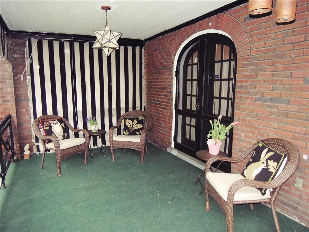 20 Ralston Place Pittsburgh, PA 15216 - Photo 2 of 12 Gallery Image 2