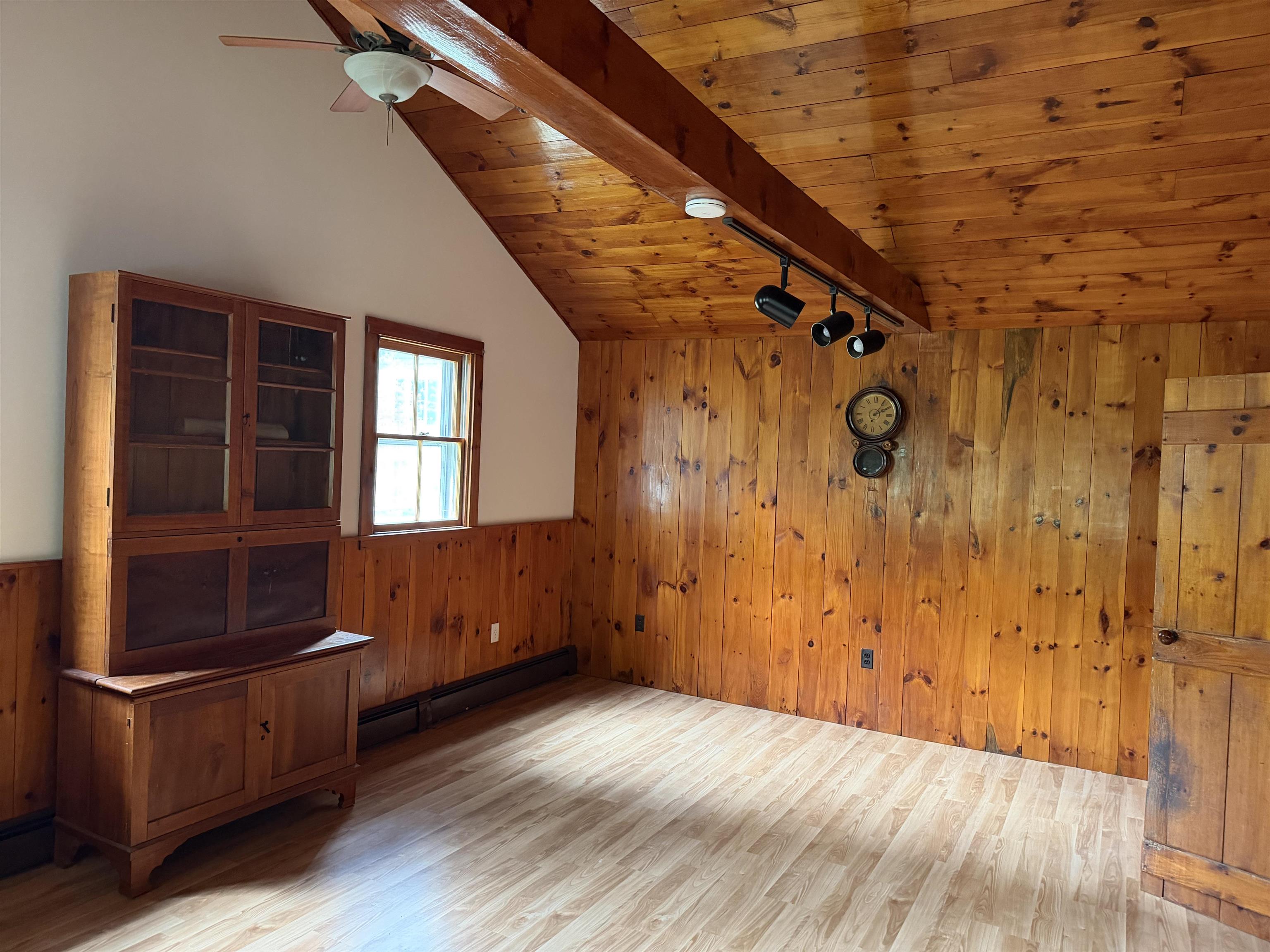 298 Furnace Street Poultney, VT 05764 - Photo 8 of 29