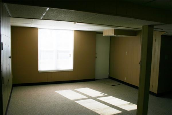 945 Wilbraham Road Springfield, MA 01109 - Photo 9 of 16 a view of an empty room with a window
