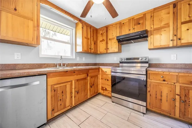 $800,000 | 16602 Northeast 124th Avenue, Waldo, FL 32694