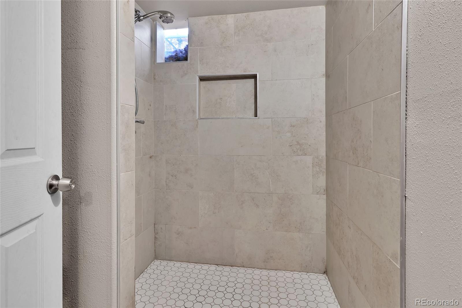 5100 Troy Street Denver, CO 80239 - Photo 18 of 25