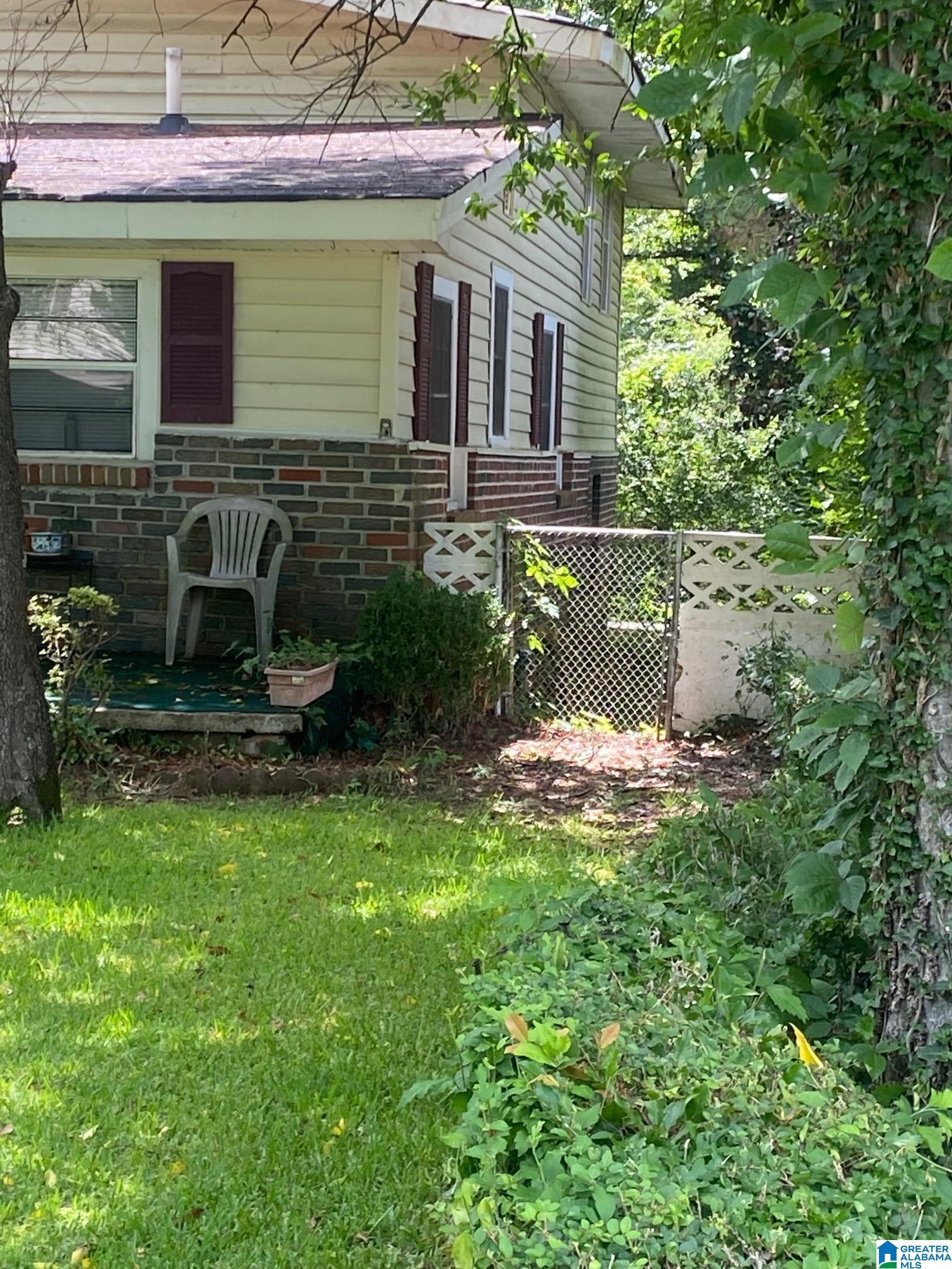9516 Westfield Road Birmingham, AL 35217 - Photo 2 of 13