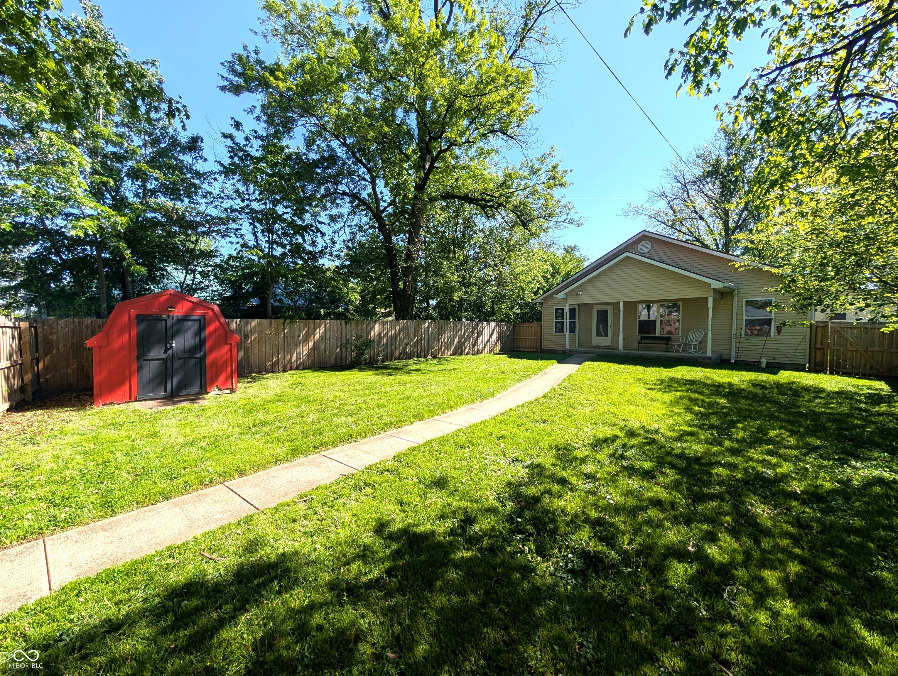 2016 Pennsylvania Street Columbus, IN 47201 - Photo 30 of 32
