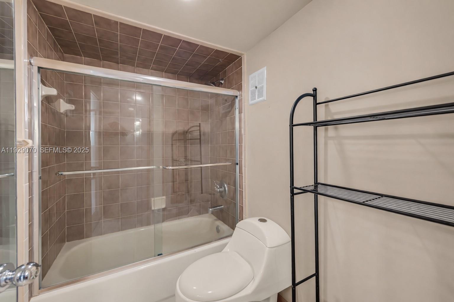 3200 Collins Avenue, Unit 128 Miami Beach, FL 33140 - Photo 24 of 41