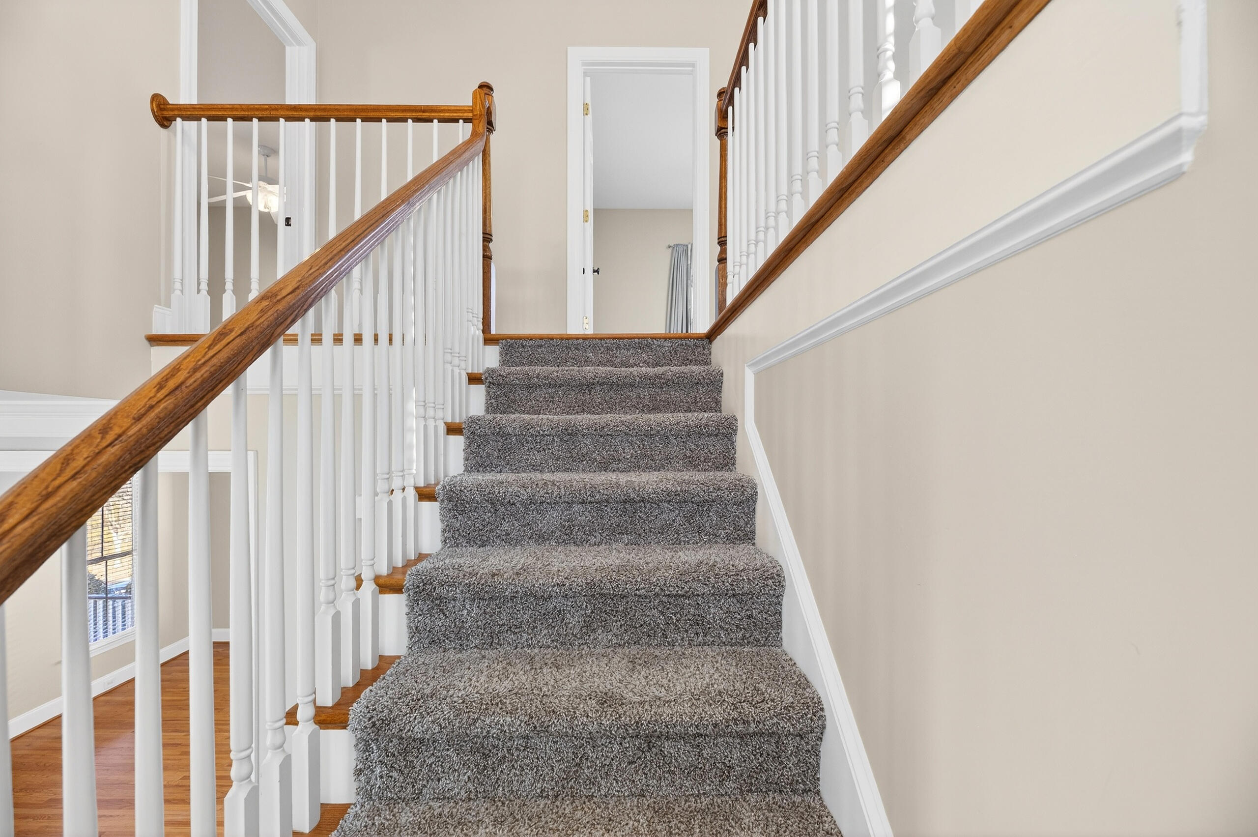 364 Highland Point Drive Columbia, SC 29229 - Photo 33 of 67 Stairs