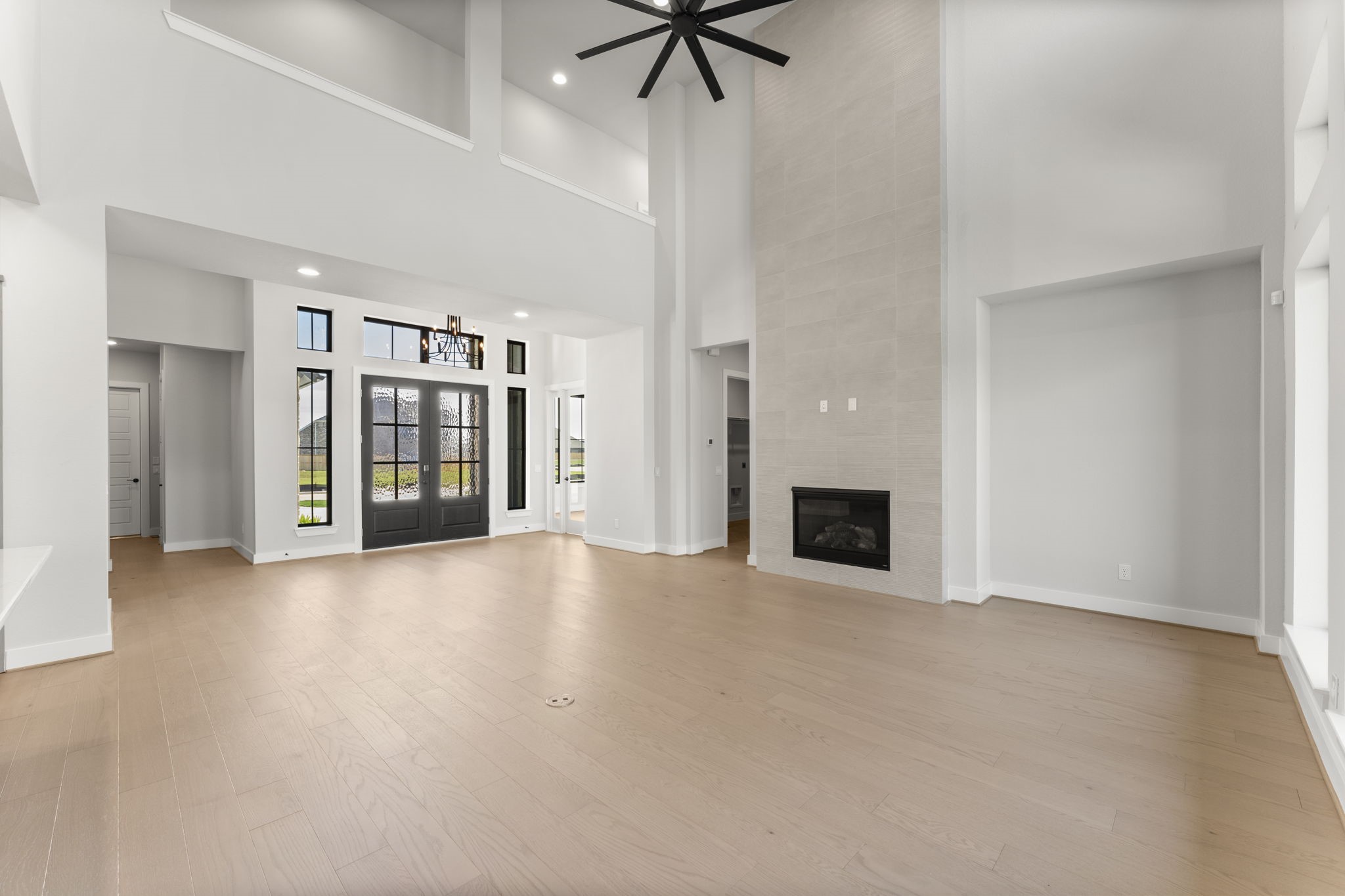 7818 Blue Dasher Pk Place Fulshear, TX 77441 - Photo 9 of 17 The Great Room and Entry