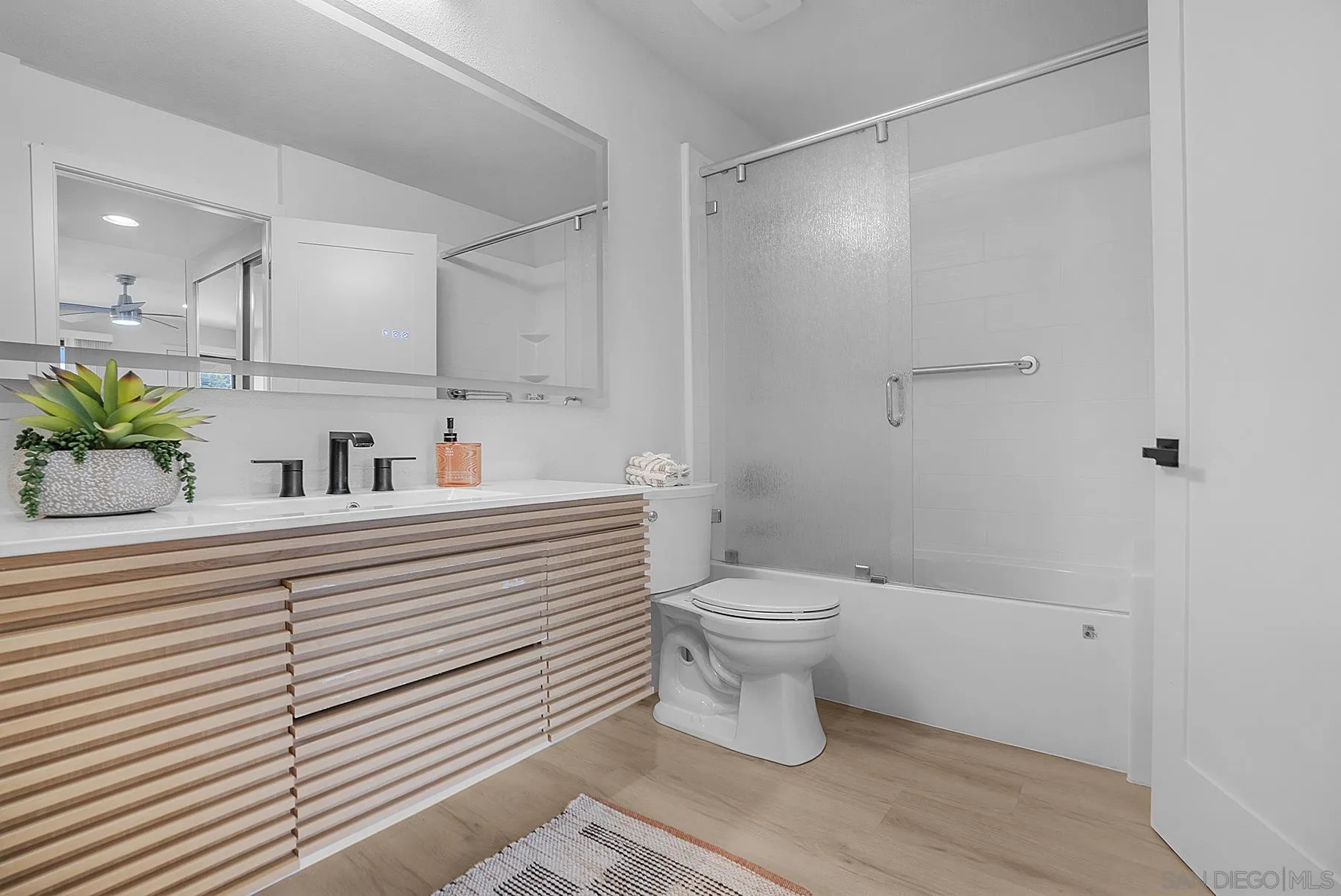 7227 Navajo Road, Unit 103 San Diego, CA 92119 - Photo 13 of 29