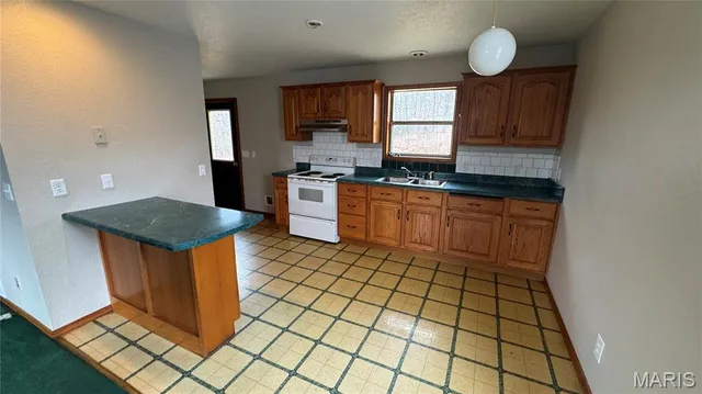 $139,500 | 175 Hodge Drive, Doniphan, MO 63935