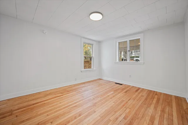 $399,000 | 5 Summer Street, Orono, ME 04473