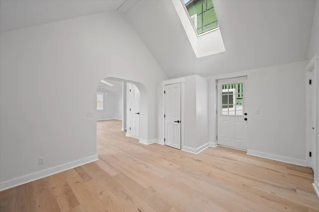 $399,000 | 5 Summer Street, Orono, ME 04473